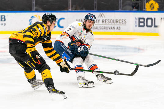 Skellefteås Linus Karlsson och Växjös Hardy Häman Aktell