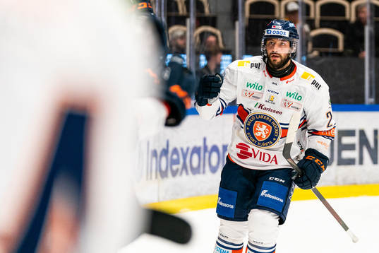 Växjös Tobias Rieder jublar