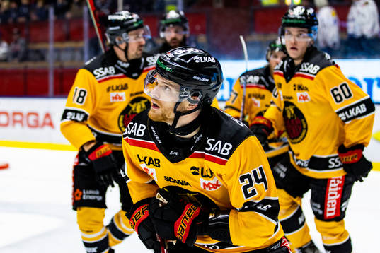 Luleås Brendan Shinnimin jublar