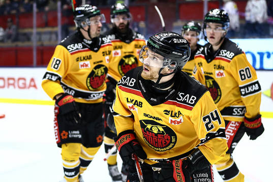 Luleås Brendan Shinnimin jublar