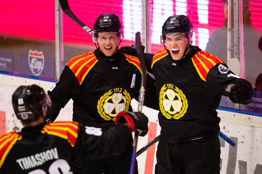 Brynäs Noel Gunler jublar