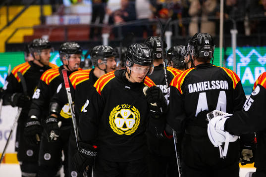 Brynäs Tom Hedberg jublar