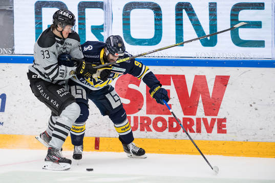 s Malte Setkov och HV71:s Taylor Matson