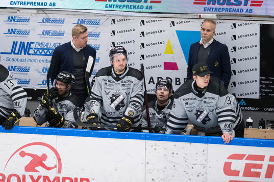 s tränare Anton Blomqvist och assisterande tränare Mikael
