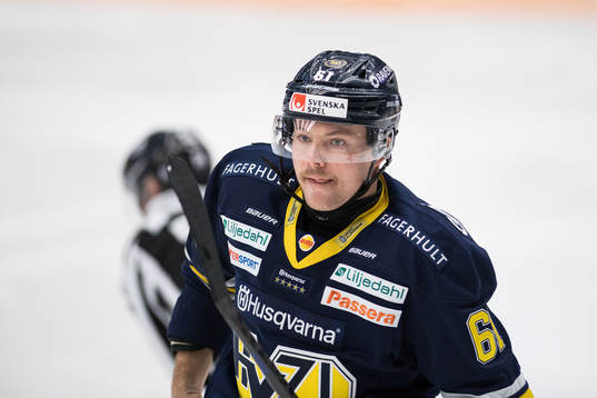 s Tommi Huhtala