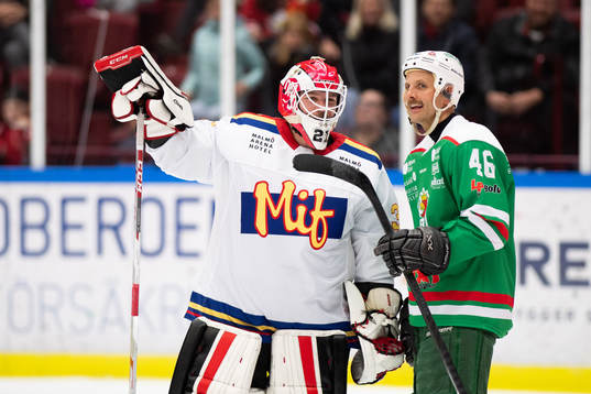 Malmö Redhawks Teje Johansson och Rögle  Martin Larsson