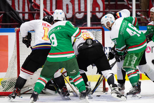 Malmö Redhawks Mats Lusth och Jonas Håkansson framför
