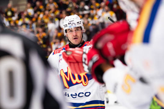 Malmö Redhawks Lance Bouma jublar
