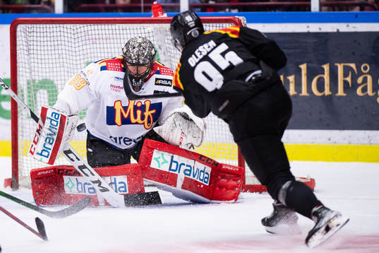 Brynäs Nick Olesen gör mål i förlängning bakom Malmö