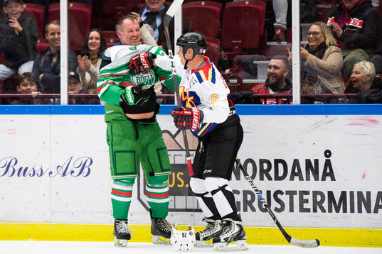 Malmö Redhawks veteran Mats Lusth och Rögles Magnus