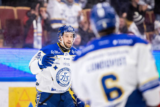 Leksands Max Veronneau jublar