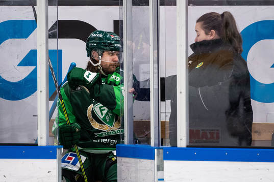 Färjestads Linus Johansson i utvisningsbåset