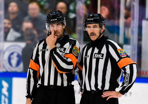 Domare Mikael Sjöqvist och Domare Linus Öhlund