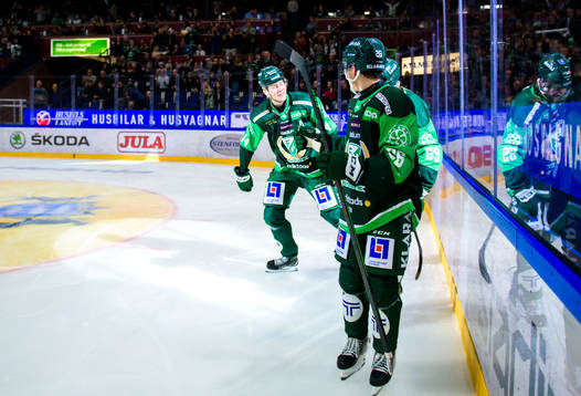 Färjestads Victor Ejdsell jublar