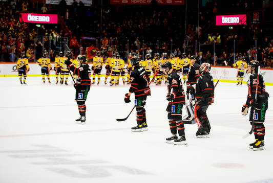 Örebros Marcus Hardegård, målvakt Jhonas Enroth och Joel