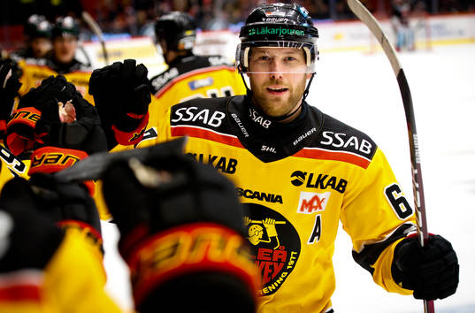 Luleås Linus Omark jublar