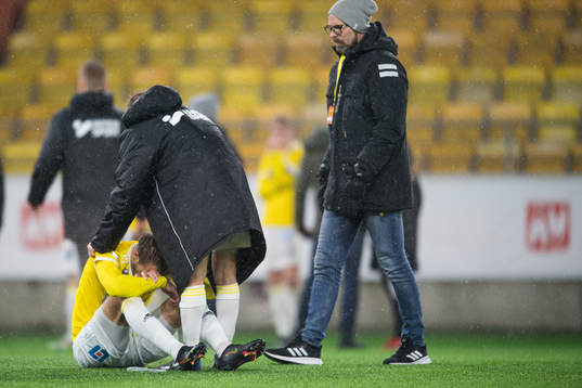 Falkenbergs Tobias Karlsson deppar