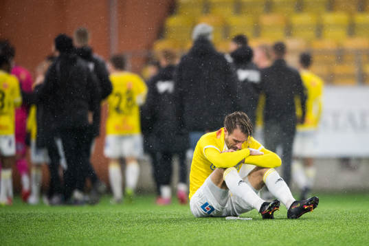 Falkenbergs Tobias Karlsson deppar