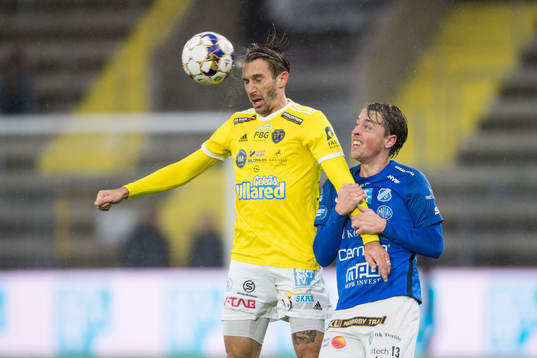 Falkenbergs Tobias Karlsson och Norrbys Robin Strömberg