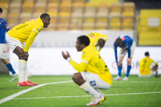 Falkenbergs Nsima Peter deppar