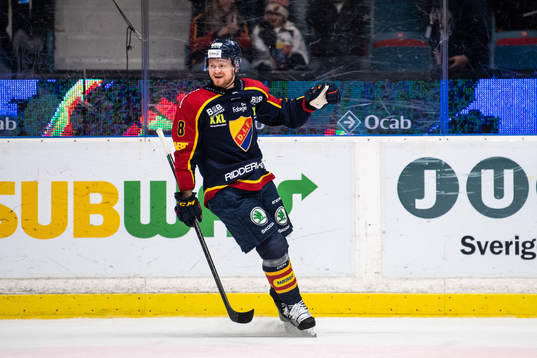 Djurgårdens Linus Arnesson jublar