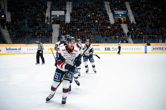 Linköpings Patrick Russel jublar