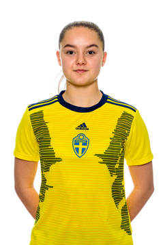 Olivia Crona i F15-landslaget