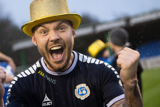 Utsiktens Karl Bohm jublar