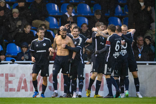Utsiktens spelare jublar