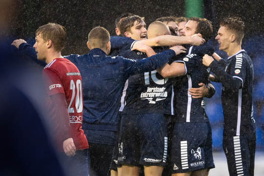 Utsiktens spelare jublar