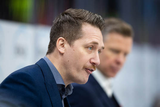 Växjös tränare Sam Hallam