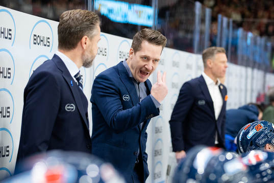 Växjös tränare Sam Hallam