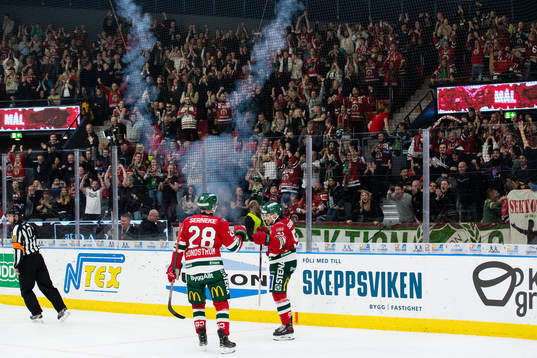 Frölundas Mats Rosseli Olsen jublar