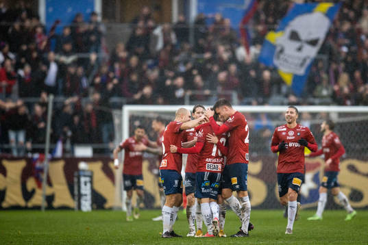 Bläddra bland fler bilder av Fotboll, Superettan, Örgryte - Helsingborg