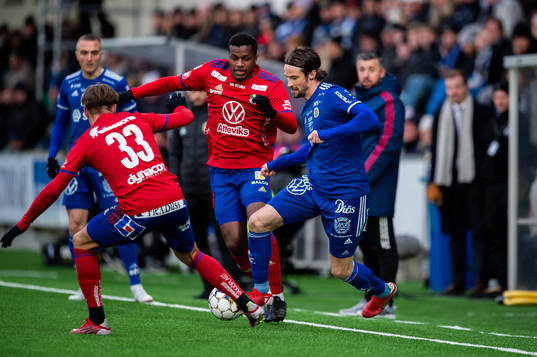 Östers Tatu Varmanen och Manasse Kusu