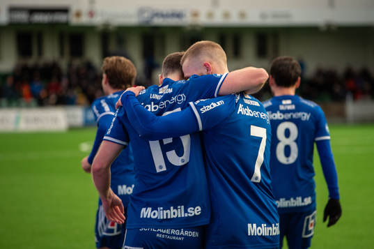 Sundsvalls Robert Lundström och Erik Andersson jublar