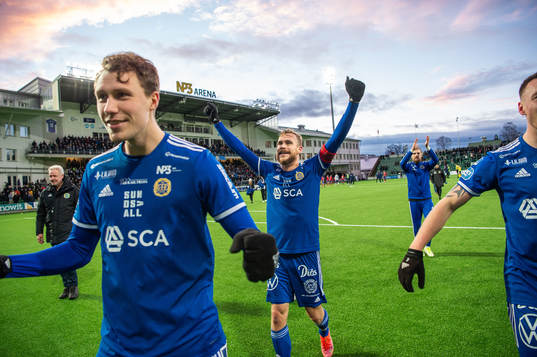 Sundsvalls Pontus Engblom jublar