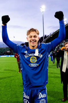 Sundsvalls Ludvig Nåvik jublar