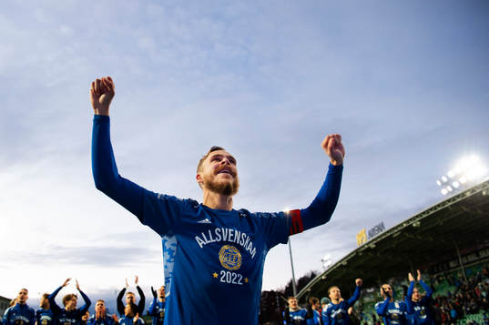 Sundsvalls Pontus Engblom jublar