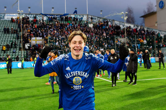 Sundsvalls Jesper Carström jublar