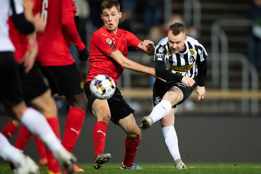 Landskronas Nicklas Nielsen och Vasalunds Daniel Söderberg