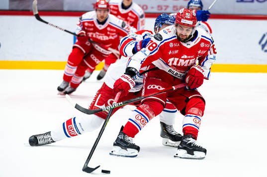Timrås Robin Hanzl och Oskarshamns Patrik Karlkvist