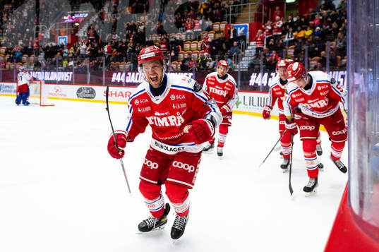 Timrås Jacob Blomqvist jublar