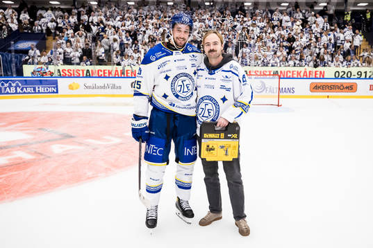 Leksands Max Veronneau utsedd till matchens lirare