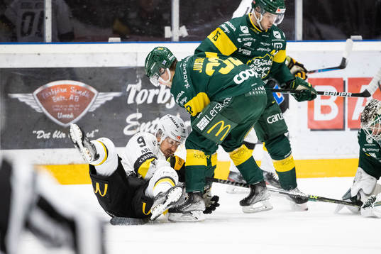 Västerås Mikael Frycklund och Björklövens Viljami