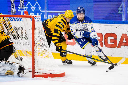 Skellefteås Linus Lindström och Leksands Oskar Lang