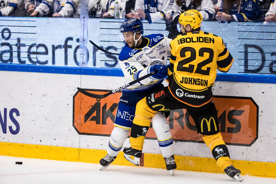 Leksands Carter Camper och Skellefteås Jonathan Johnsson