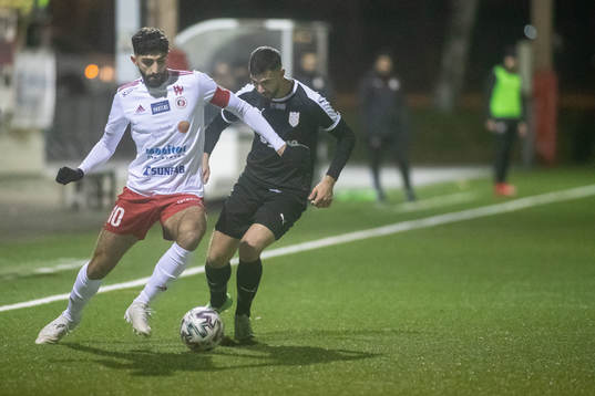 Assyriskas Eufrat Barmousa och Hudiksvalls Cihan Sener