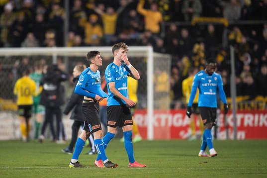 Halmstads Edvin Kurtulus och Alexander Johansson deppar