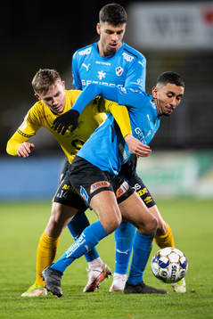 Elfsborgs Jacob Ondrejka och Halmstads Edvin Kurtulus och